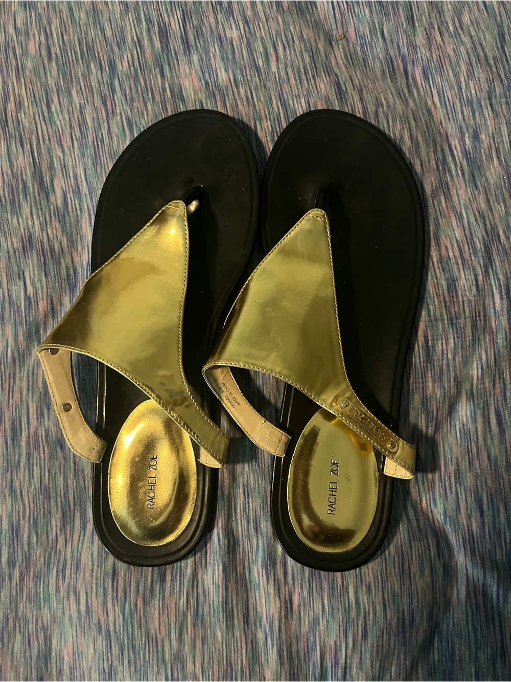 Rachel Zoe gold and black flip flops women’s size 10 NWOT